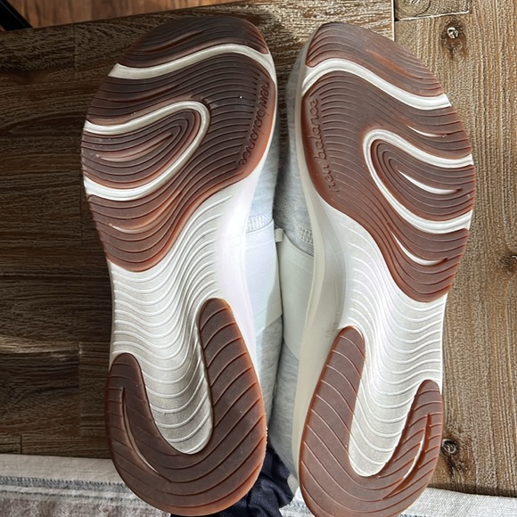 New Balance Women's Nergize V3 Cross Trainer - Picture 3 of 9